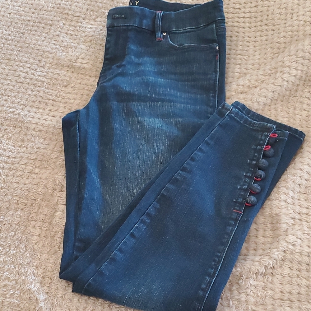 Women's Dark Blue Jeans